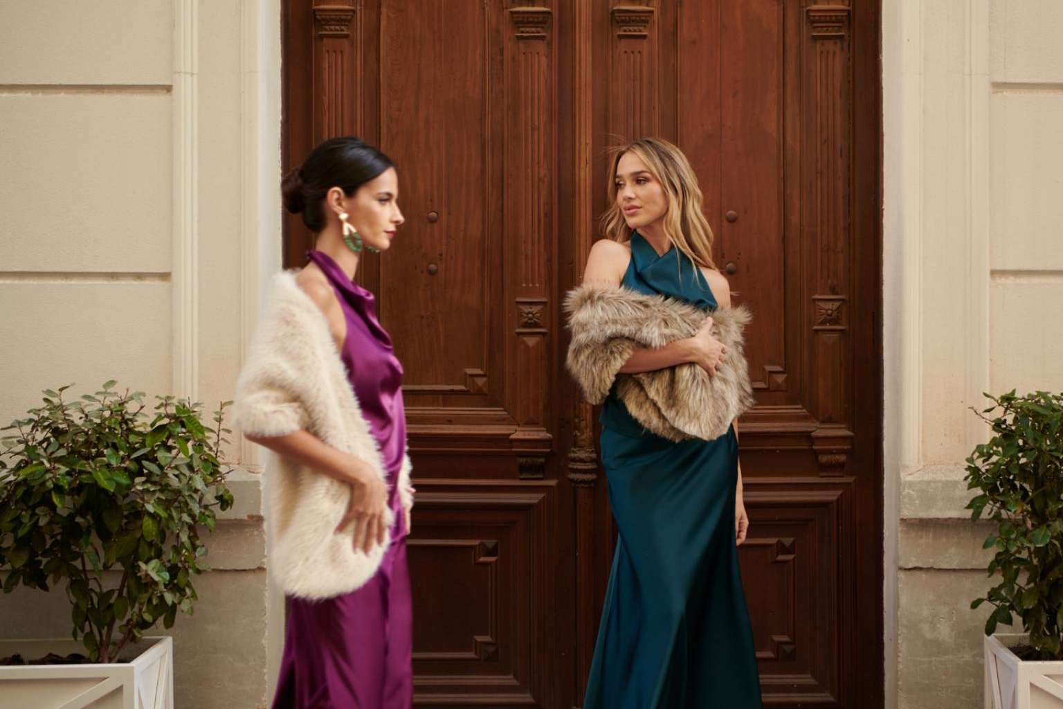 CHEERS, la nueva colección de vestidos de fiesta para brillar en cada brindis