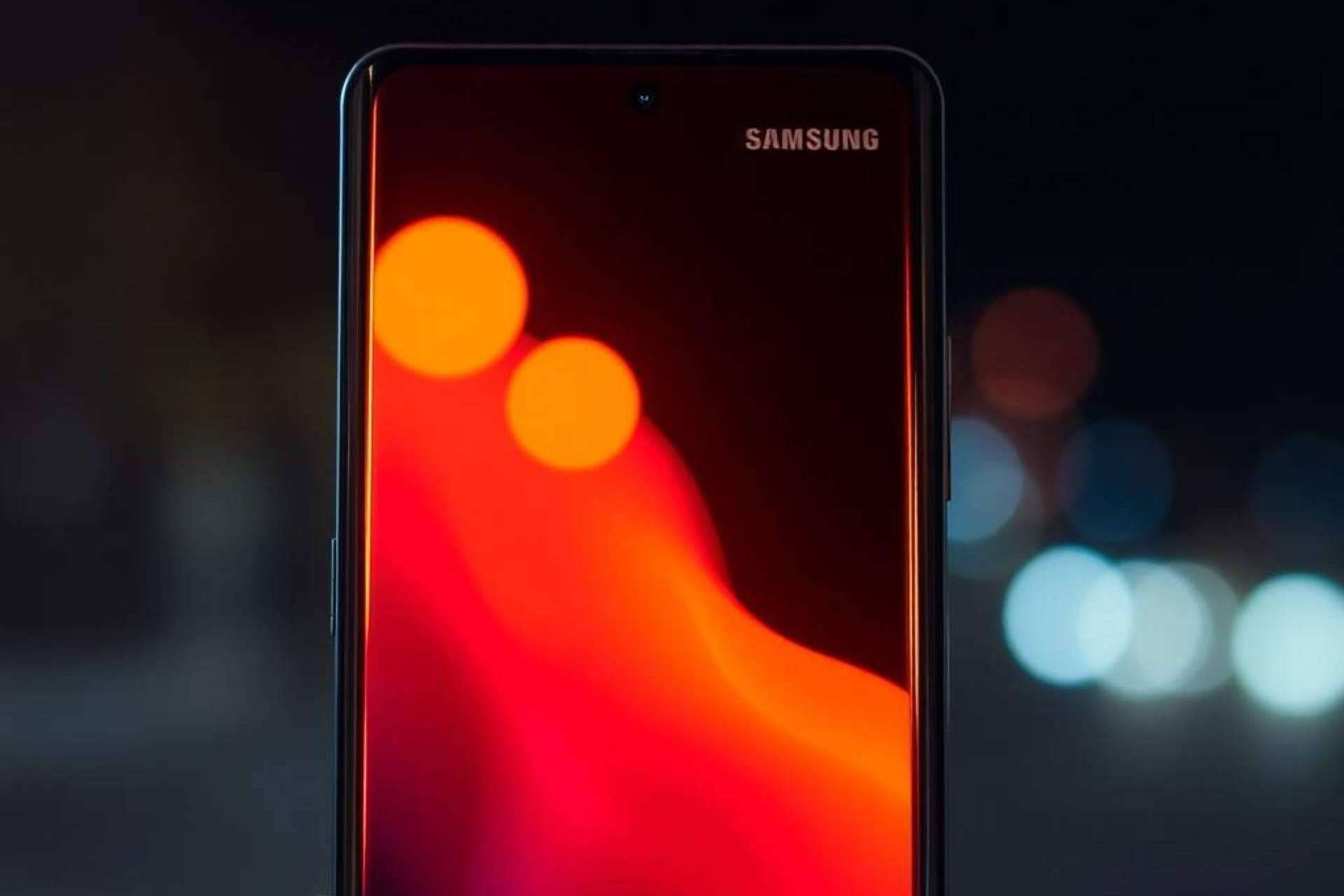 ¿Estás pagando de más? Así están bajando precios Apple, Honor y Samsung